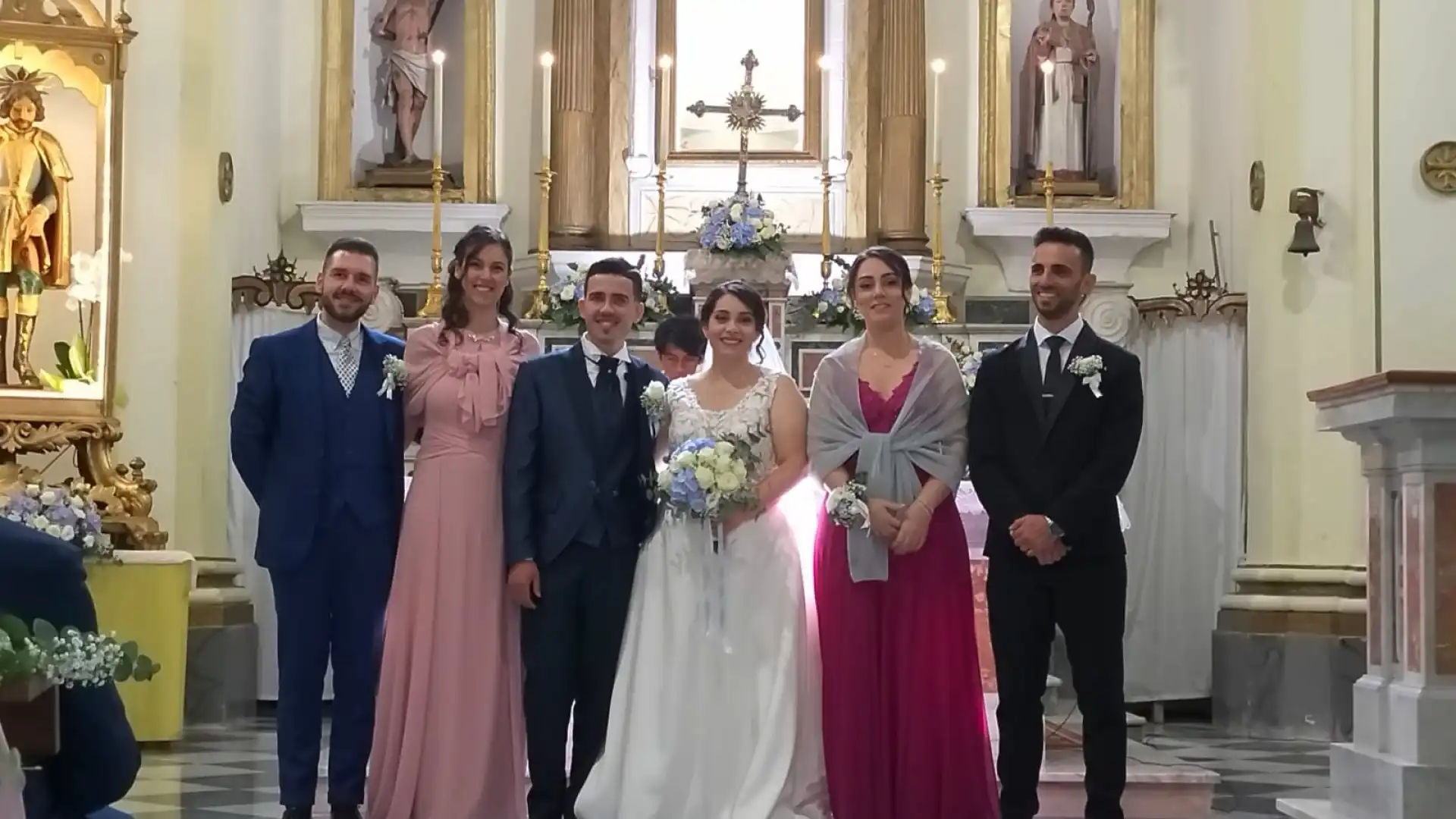 L’Angolo degli Auguri: festeggiamo quest’oggi gli sposi Ilaria Tamasi e Nicandro Simeone. Gli auguri speciali dalla nostra redazione.